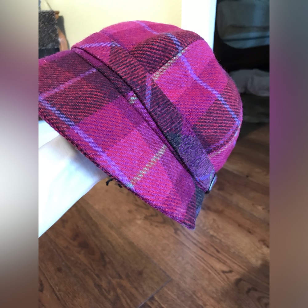 Mucros Weavers Ireland Wool Newsboy Flapper style Pink Plaid cap Woman’s Hat - Picture 2 of 10